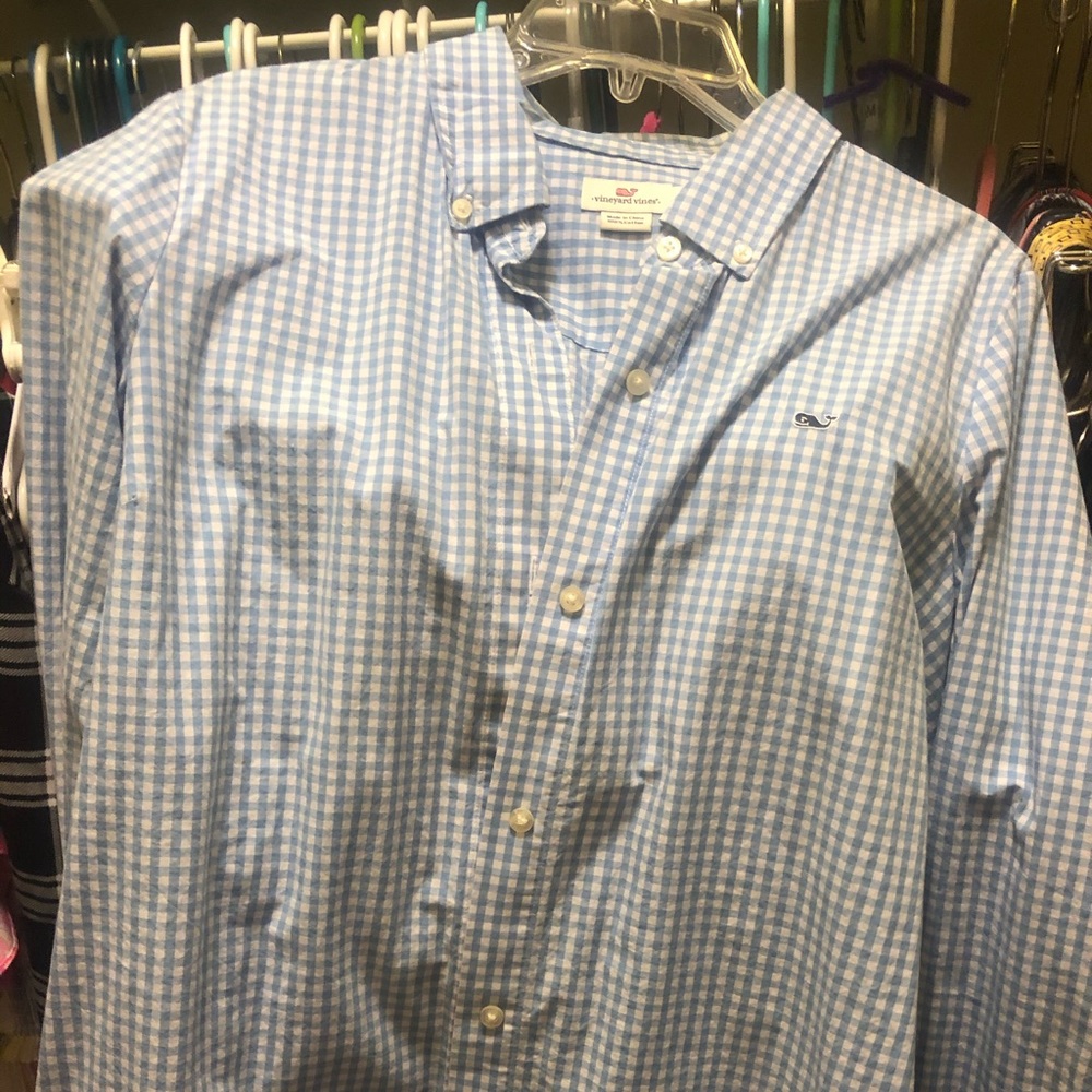 Women’s Vineyard Vines dress shirt
